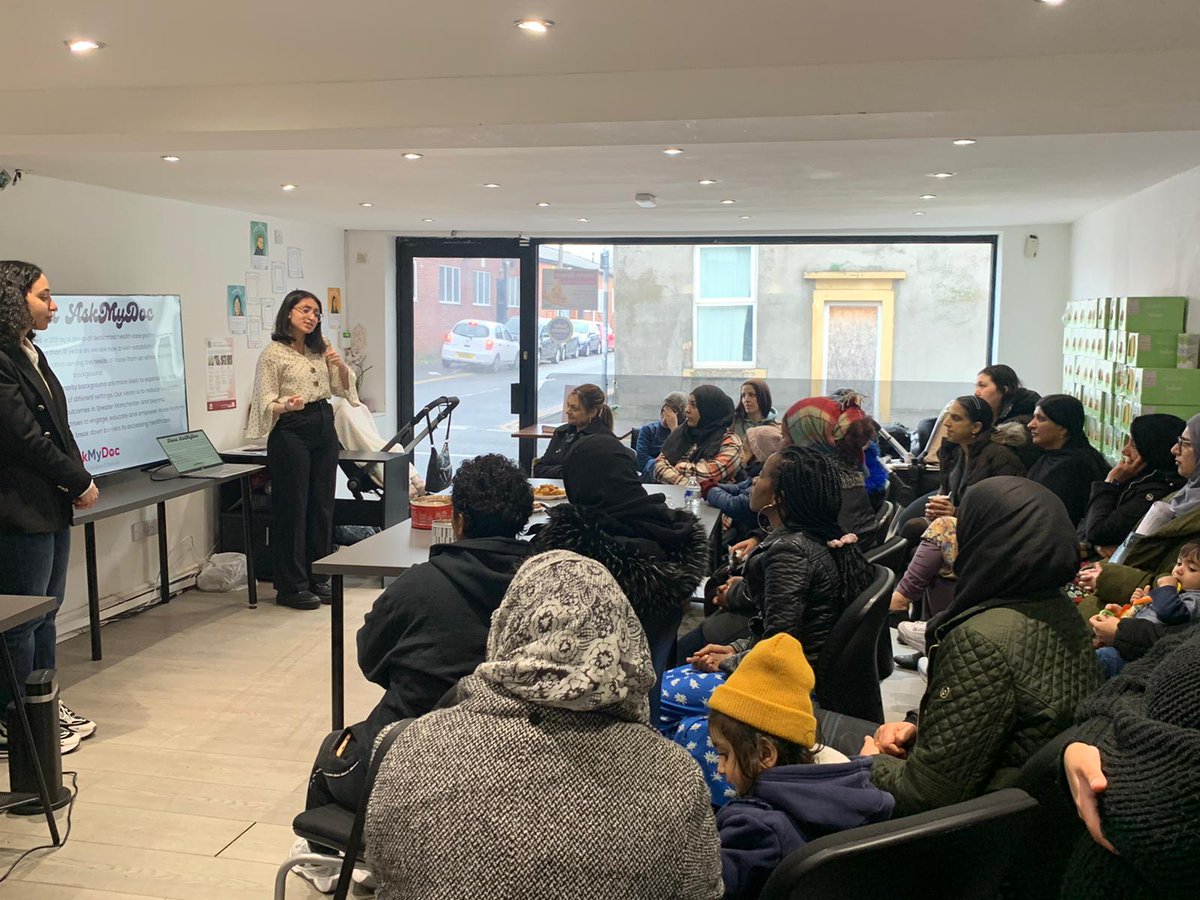 askmydocuk's tweet image. Fantastic event in Rochdale with lots of positive feedback.
Great to collaborate with @aspire2inspirec and brilliant to see our AskMyDoc Student society in action!

#WomensHealth #AskMyDoc