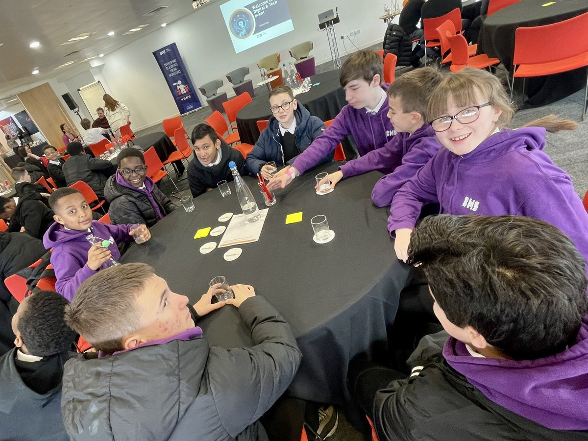 DYW Bannerman High School tweet media