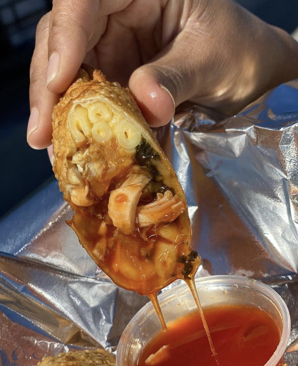 Melt502's tweet photo. @skyyclark SOUL FOOD EGG ROLLS!!! https://t.co/uovQ6zwlyh