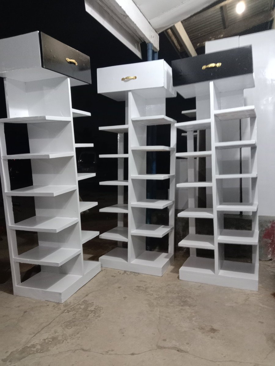 EdwardRegnard's tweet photo. @Cyancuty Shoe rack za kijanja sana bei 150000tsh free derively ukiwa dsm tz 
Via 0746613879 upate unachostaili https://t.co/1fuqtIBAMN