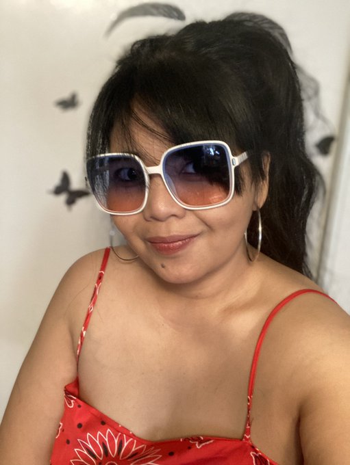 Asianmama2022’s pics and videos