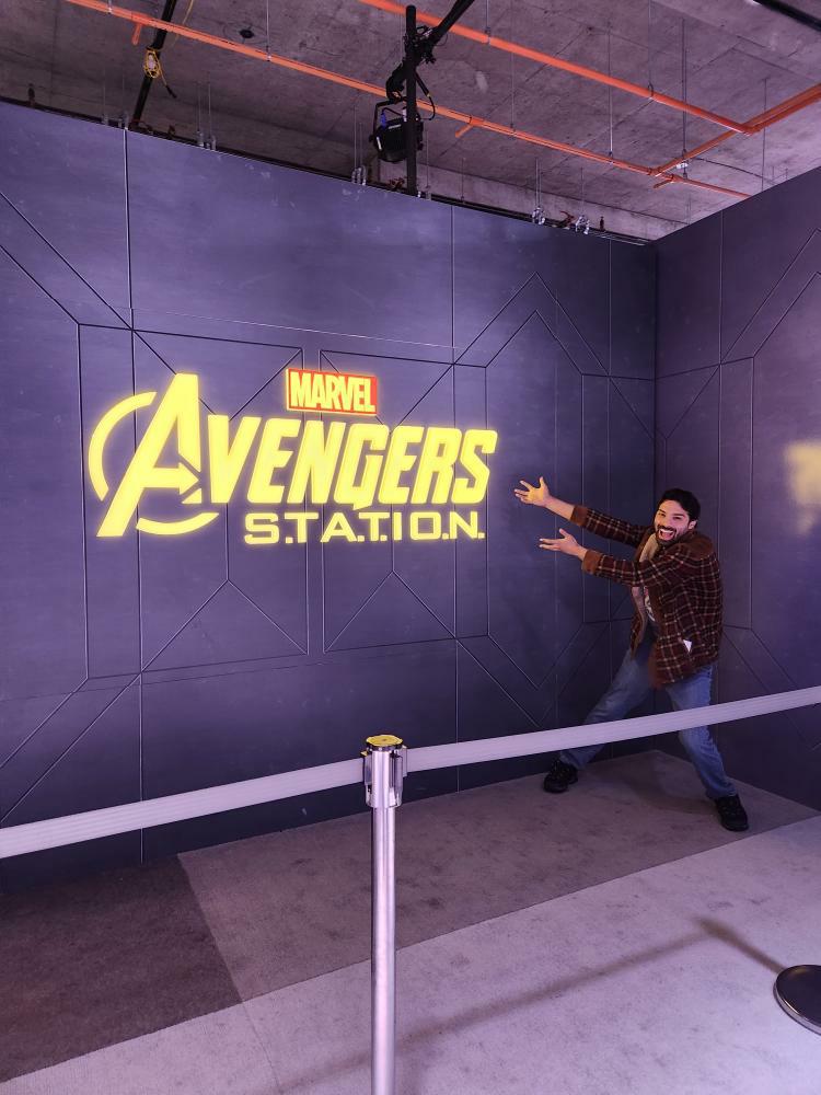 StephSketches's tweet photo. So it was very clear I was the world's biggest man-child at Avengers Station. But would continue to be one the next time I go.
#Avengers #AvengersStation #AvengersStationCanada #Brentwood #BrentwoodMall #Marvel https://t.co/GVmYlFqNt5