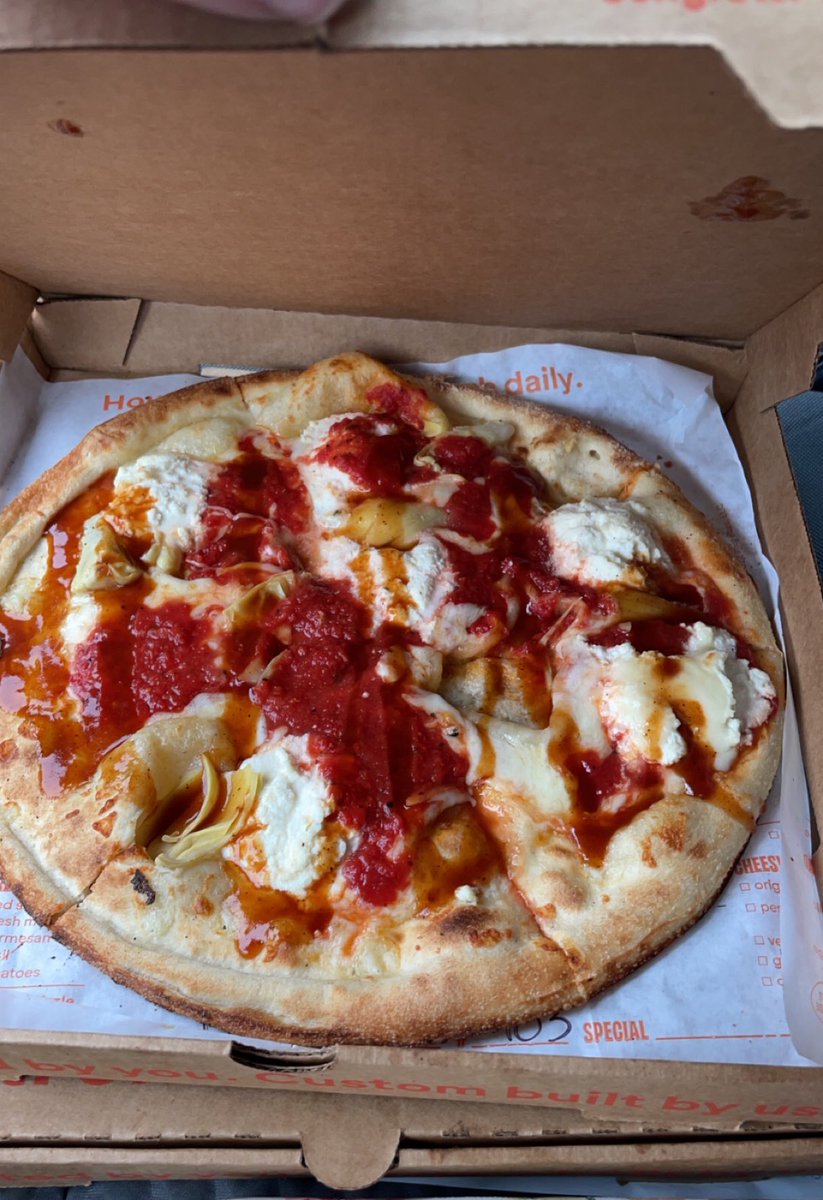 dawniebakes's tweet photo. We know how to do it up on Pi-Day and donβt mess around. We have some delicious 1/2 pies π₯§ and some Blaze Pizza π Pies ($3.14) all day!! Yum π€€π!!! Iβd say 3/14 has been a great day β€οΈππΌπ #CelebratingPi #314allday https://t.co/65LMRojVdr