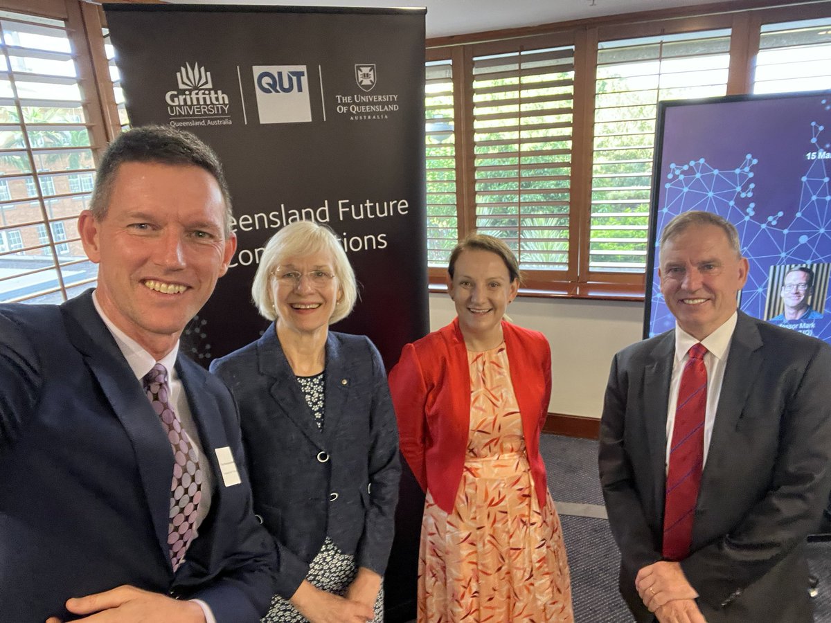 A pleasure speaking at the Qld Future Conversations Parliament Briefing - Visioning Future Transport Mobility Forum this morning at State Parliament @Griffith_Uni @UQ_News @QUT