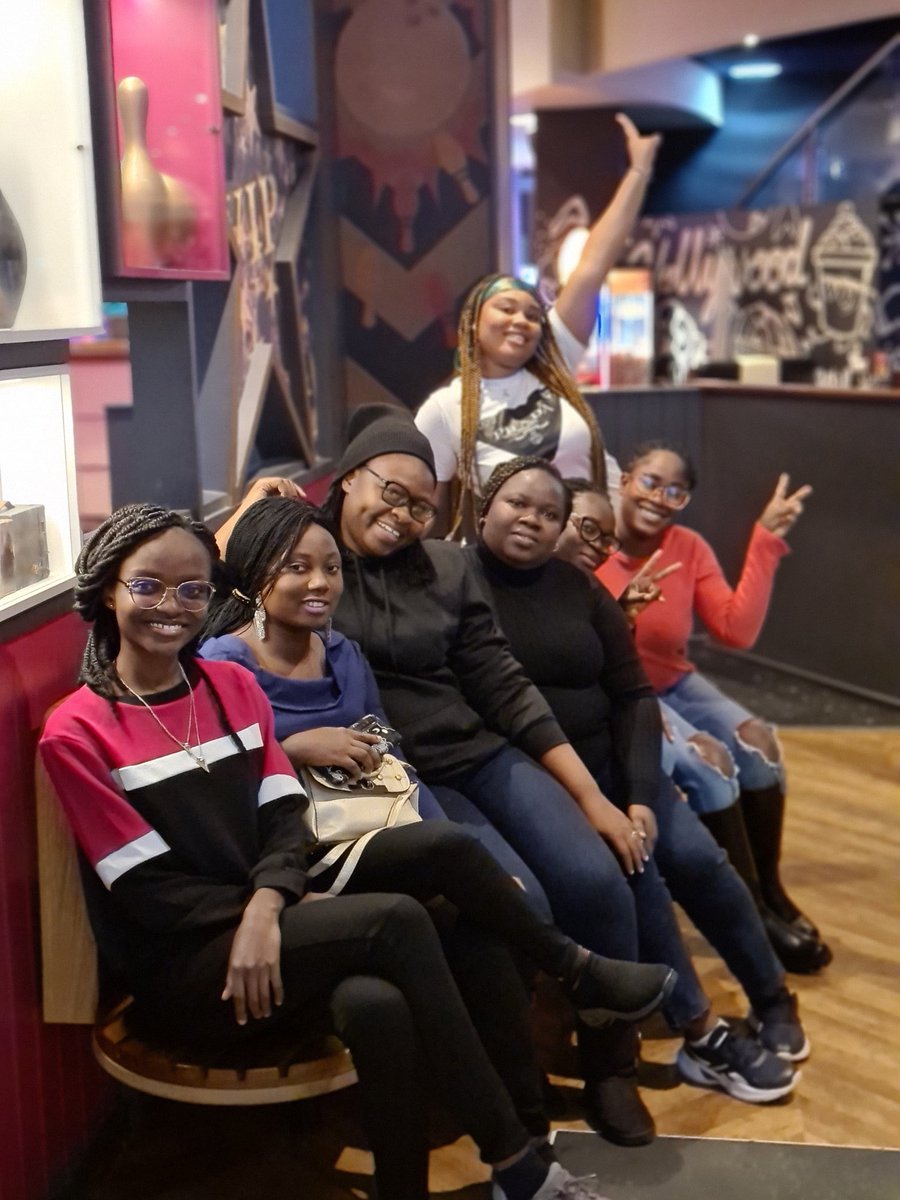 MollyYeardsley's tweet photo. #BUMPIEMs first time bowling!!! Like our OSCE Practice, scores improved with each game. Similarly, there was some amazing encouragement and feedback. Some well deserved time to de-stress! 🎳 🤍 @BWH_NHS @uhbtrust #areallmidwivescompetitive #nowsleep https://t.co/SROmnz5HJ0