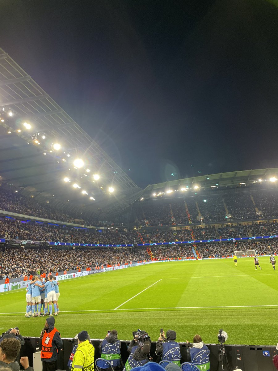BreadAc_PE's tweet photo. WHAT A GAME!

Memories that will last a lifetime - enjoyable night had by all! ⚽️ https://t.co/1Ij2RRoyk1