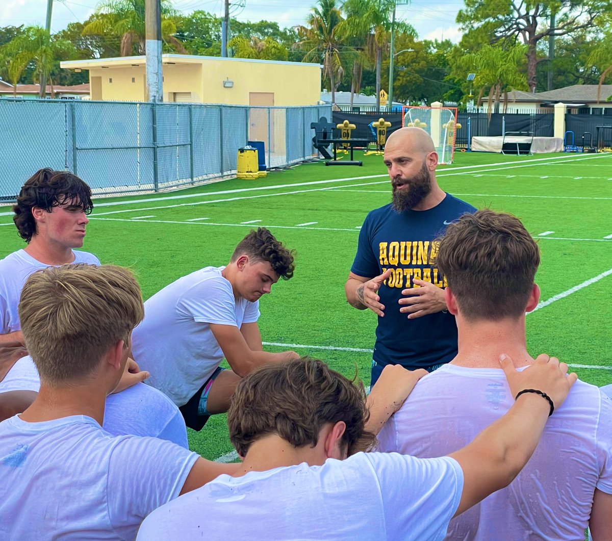 🔹🔸It take more energy to pretend to work hard than to actually work hard.🔸🔹 <a href="/PER4ORM/">Nick Hicks</a> 

#GoldBlooded
#ChurchGang
#YouGoWeGo
<a href="/CoachHarriott/">Roger Harriott</a>