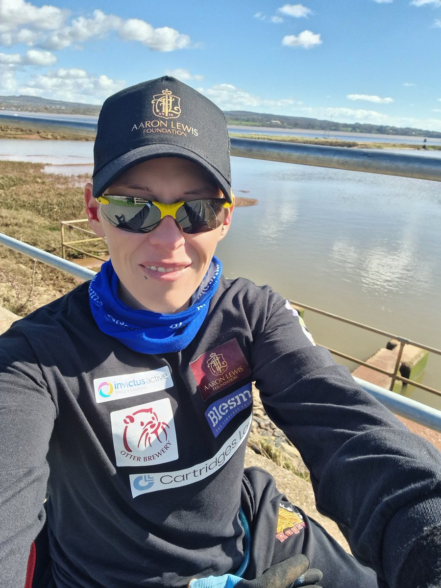 LexiAlyx's tweet photo. Despite the puncture(s) 16 miles wheeled today. Not the 26+ I was hoping for, but when all is fixed, that will come πͺ @CartridgesLaw @invictusactive @aaronlewisfound @otterbrewery @Blesma #NeverGiveUp #worldrecordtraining #Exeter #doublelocks https://t.co/Tuv43ymV4h
