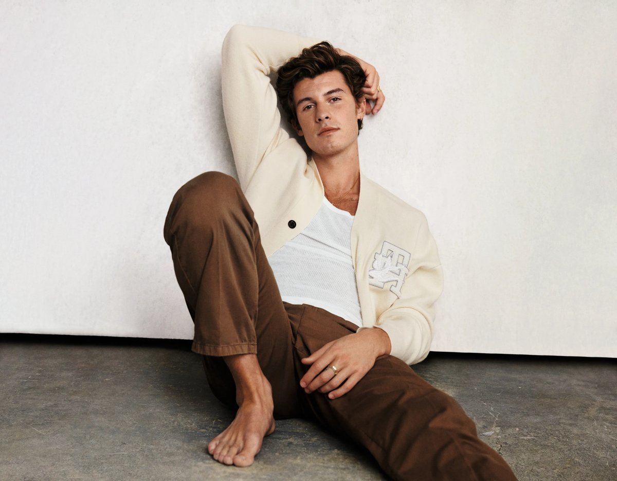 ThisIsJonny's tweet photo. @ShawnMendes for #GQHype and @TommyHilfiger by #CraigMcDean 📸🔥 https://t.co/X3ddQTUfaf