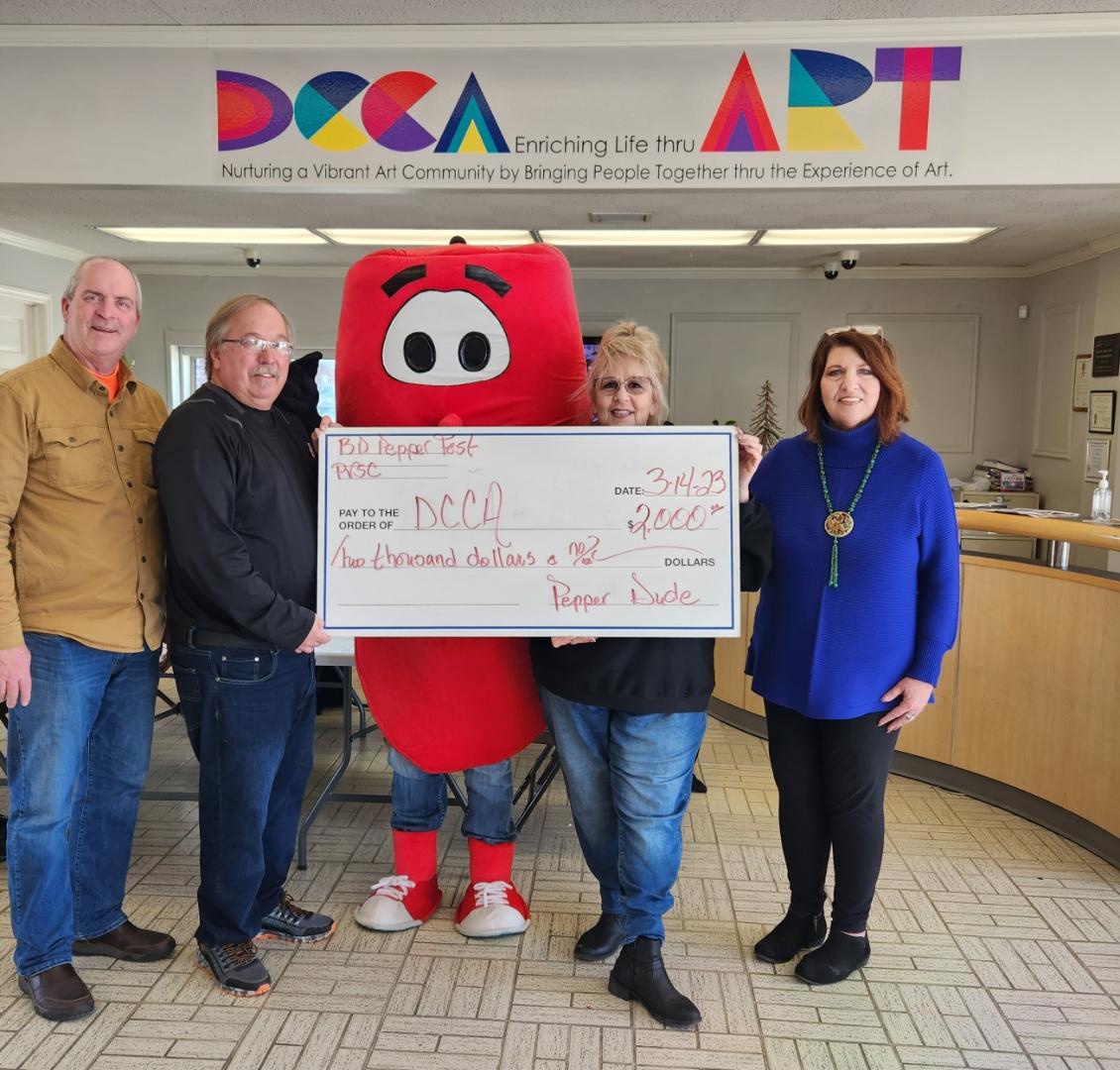$2,000.00 check to the Dodge County Center for the Arts......from the Beaver Dam Pepper Festival.
David Keller, Kraig Kasten, Pepper..LOL, Diana Ogle and Amy McPherson.