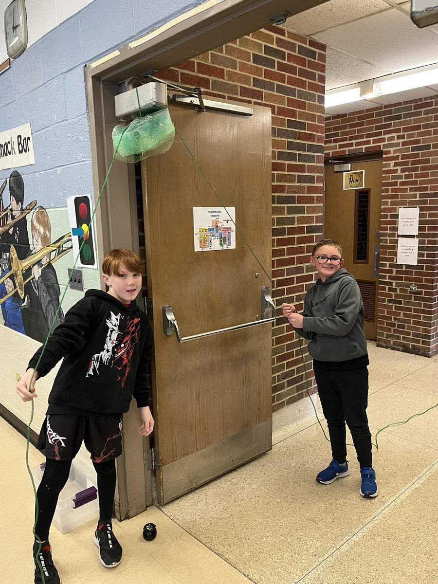 fennhicks's tweet photo. Making leprechaun traps with our second grade buddies!  Now we wait and see if we get the gold!  🍀 https://t.co/oBnXoZgY0R