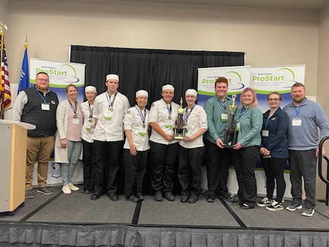 Liz Moehr tweet media