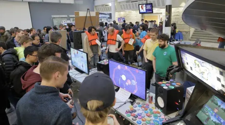 yargerdev's tweet image. 🕹It's student games showcase time!🕹
On 04/18, experience 15+ new student-made video games at the @UMichCSE + @EasternMichU Showcase!

RSVP + Details : meetup.com/a2-game-design…

Interact with the developers, learn about local gamedev, and vote your favorites!
#gamedev #indiedev