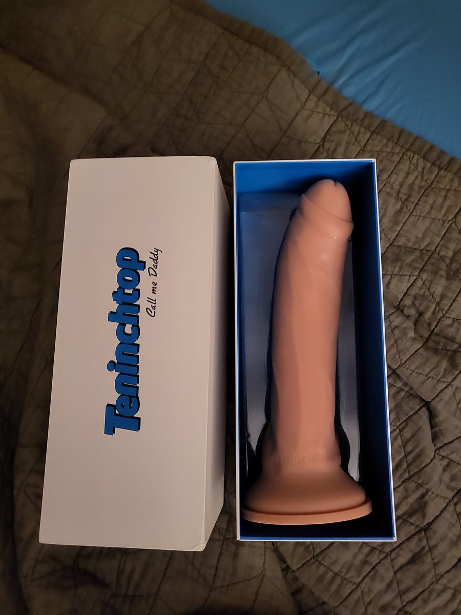 fcknw7's tweet photo. Love my new toy https://t.co/Zq5WL2u0l6
