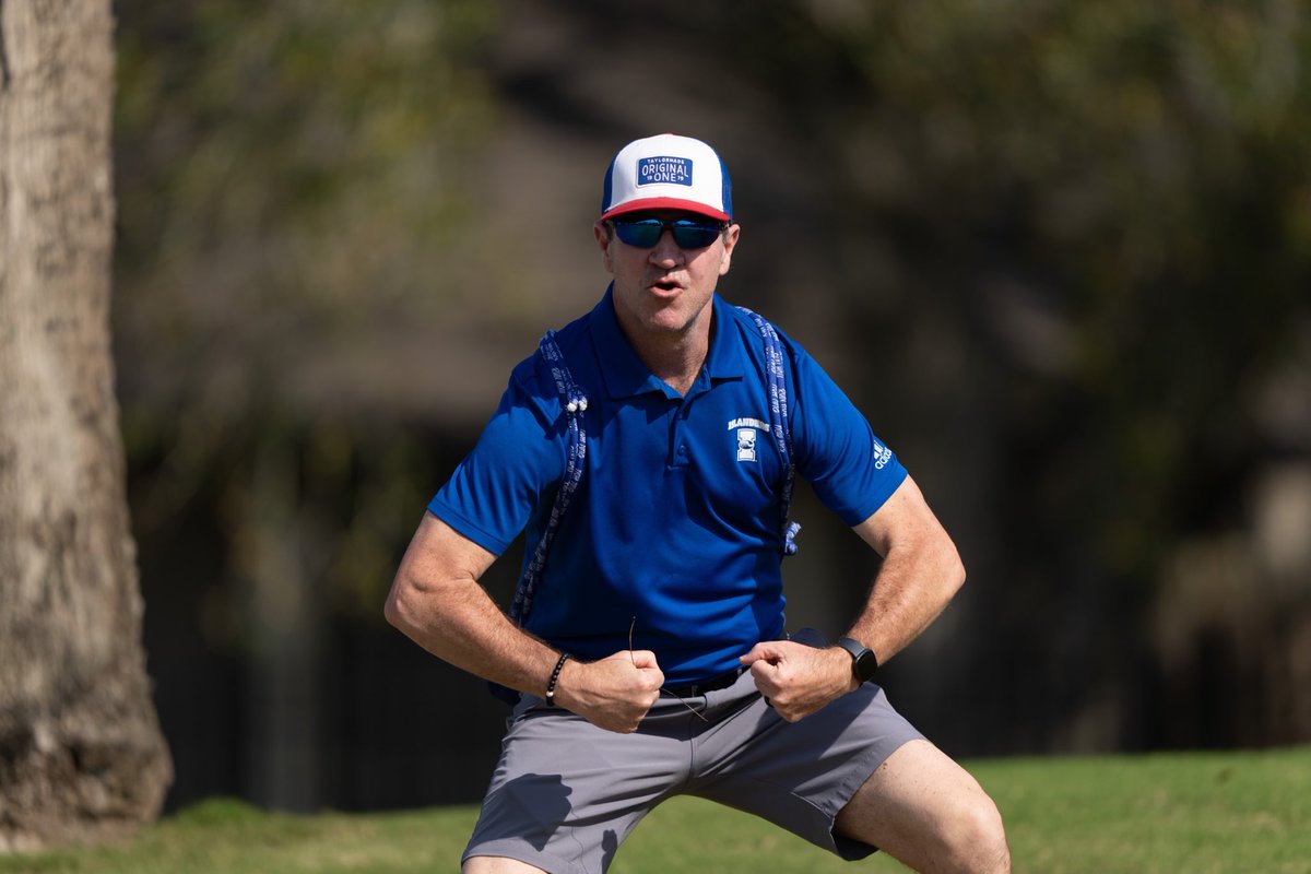 jongray87's tweet image. TAMUCC Islanders win their first ever March Madness game!! #LUTZGO!!