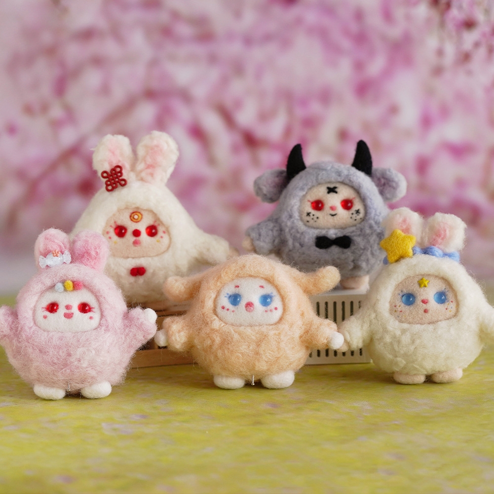 DIYPlanet1's tweet photo. DIY Needle felted Cartoon Plush Rabbit Doll #needlefelting
https://t.co/c55WwZk0Y9 https://t.co/4gG0C3mzJl