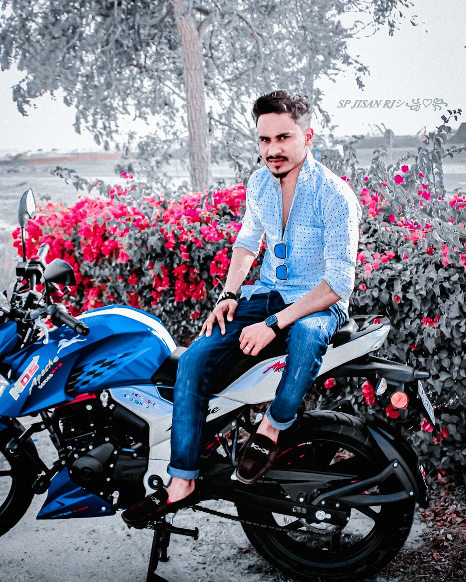 spjisanrj's tweet photo. Apache_RTR4v_Bike_160c💙🥀
(DON💥🔥🤟)Bike-Lover💙🥀
||Canon4000D📸||
#spjisanrj
#apache 
#canon4000d 
#canonphotography 
#gopro4K 
#apache4v 
#tamil 
#instagramreel 
#ktm390
#ktm200 
#telugu 
#lofi #love 
#bikelover 
#ktm125
#Malayalam
#ktmlover
#lofimusic 
#ktmduke https://t.co/5g5c4eE86C