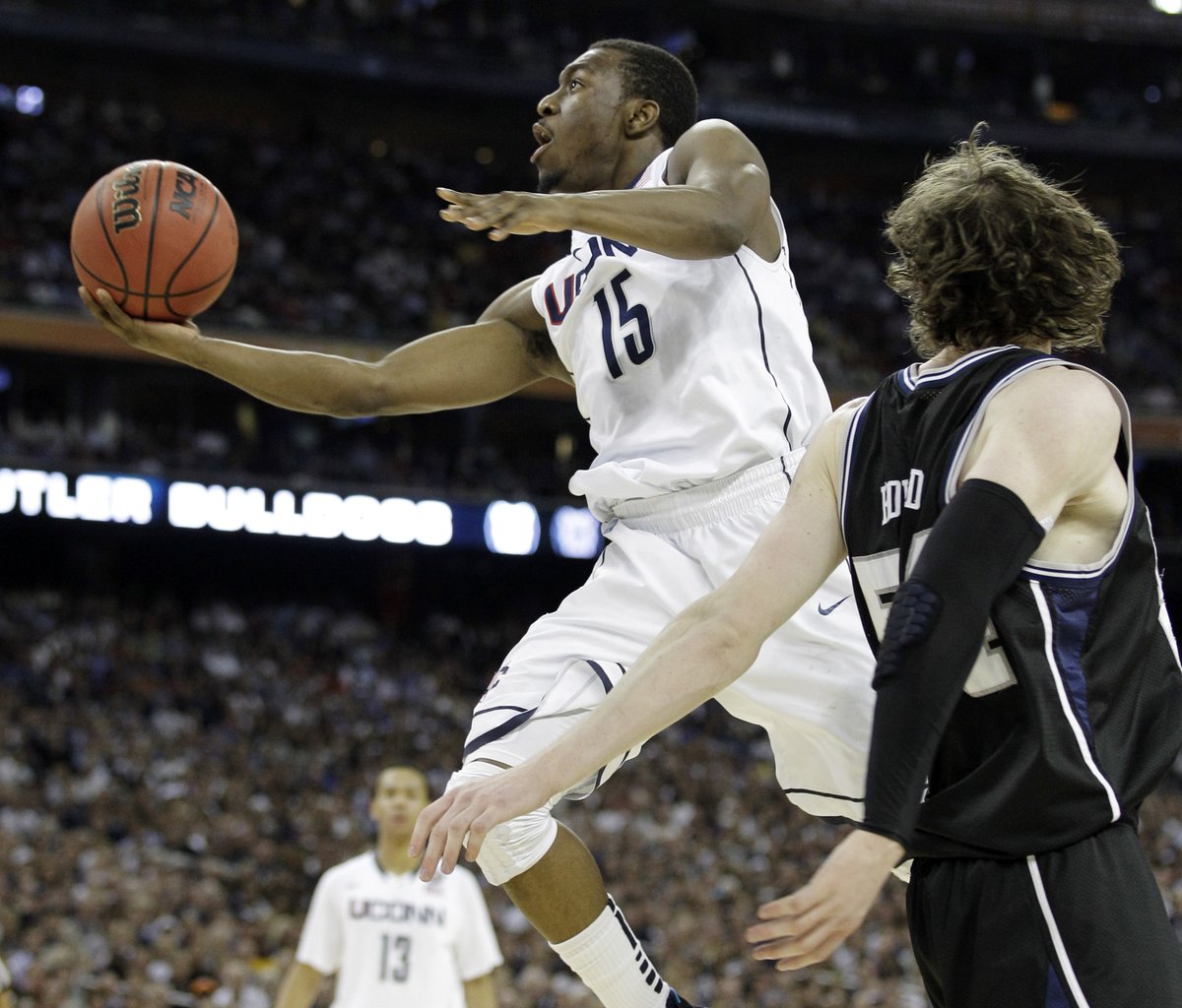Who was more exciting to watch in college hoops? ✍️

❤️ for John Wall
🔁 for Kemba Walker