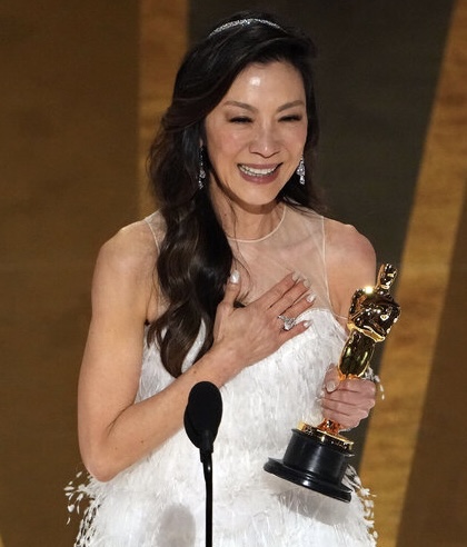 snowybeach's tweet photo. Best actress wins I was excited about over the years:

Halle Berry 2001
Helen Mirren 2006
Natalie Portman 2010
Michelle Yeoh 2023

#Oscars https://t.co/4lmsRMWw80
