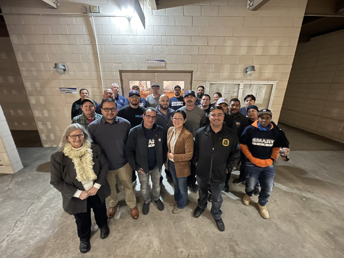 SD_BldgTrades's tweet photo. WORKER WIN!!! 🎉🎉🎉

Congrats to the city of @LaMesaCA for voting unanimously to enter into a Project Labor Agreement! PLAs are good for workers, good for taxpayers, and good for the local economy. #PLAsWork #UnionStrong #SkilledAndTrained #BTfamily #1u https://t.co/6VM8EVo37v