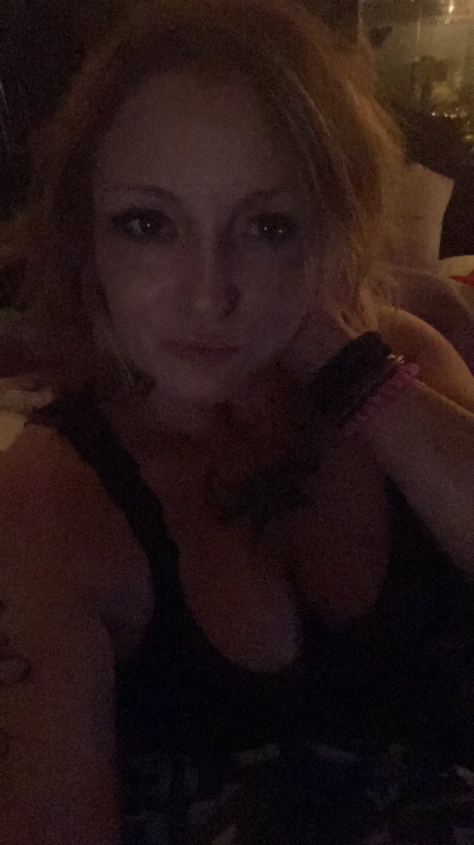 zillybatt13's tweet photo. #goodnight  👄✨
      🥱✨
     ✨       ✧
                      ✨
✨       ✧
                          #sweetdreams 😈🍓👅💦 https://t.co/EU4o62Lhu8