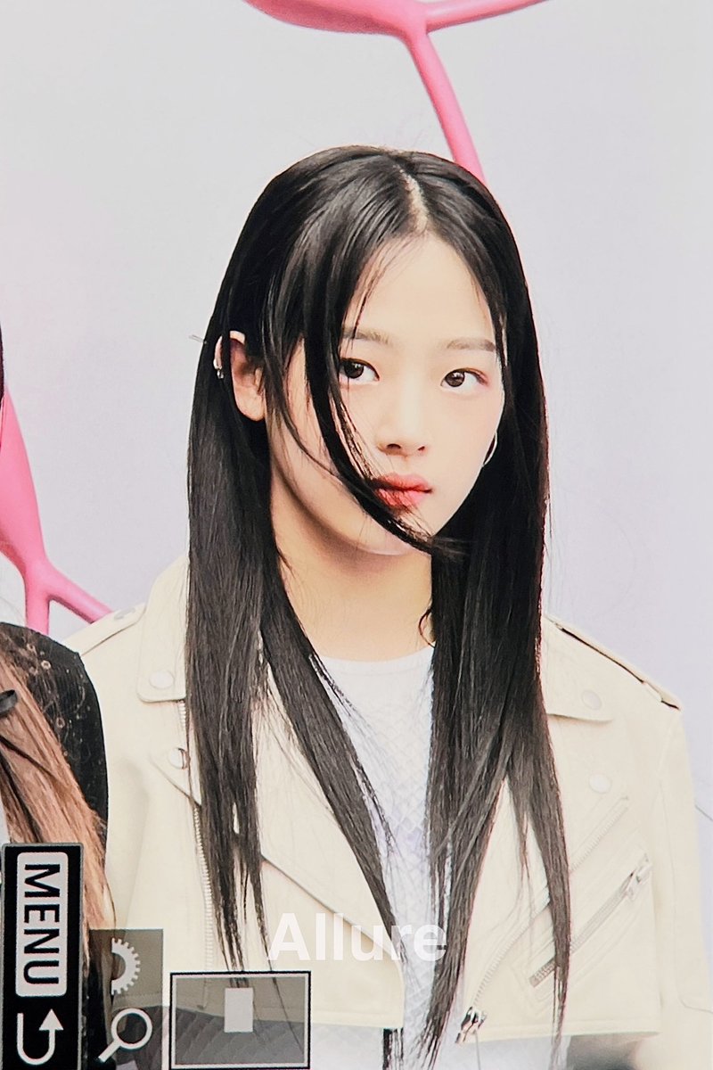 Allure_0507's tweet photo. 230315

#NewJeans #뉴진스 #MINJI #민지 https://t.co/kAjSTpBEjq