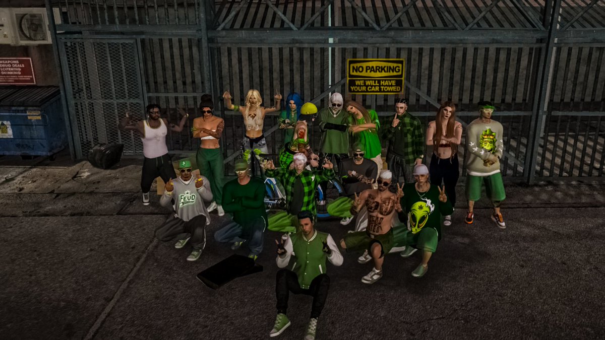 Hoje teve live, esqueci de avisar por aqui mas, enfim, com tudo novo, deixei facecam arrumadinha tbm. Acredito eu que na sexta farei outra live! 💚 <a href="/Diianapinheiro1/">DPinheiro</a> (q é a unica q ta aqui na foto que eu tenho o tt😂) Boa noite lindeuses!!