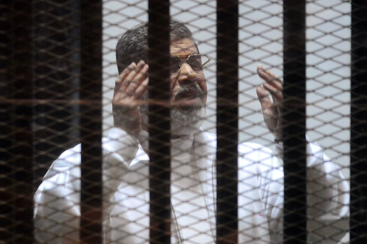 پاکستانیوں سن لو! مصر کا مُرسی بھی جیل سے کبھی واپس نہیں آیا تھا😢💔