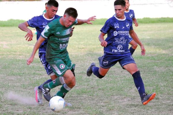 freddyvira's tweet photo. LCF: En una tarde calurosa el alivio lo puso la Marea Azul (video) 
https://t.co/150Qd76e2y 
@Ligacorrentina_ #1raA #2dafecha #LCF #TorneoPilcheríaMely @LiptonFC 1 - @CSYDMCTES 0 #JuanGomez 
Video gentileza @eymctes @FelipeQuiqueM1 https://t.co/00F41jxJmE