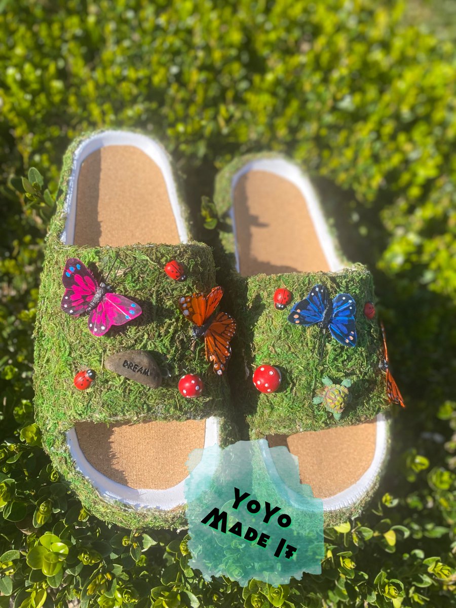 Ambitious_Prod's tweet photo. ✨Garden Toez✨ 
There was a fb post that went viral w some crocs &amp; this is my rendition. May as these to the inventory soon👀 https://t.co/dzxPxWVHOo