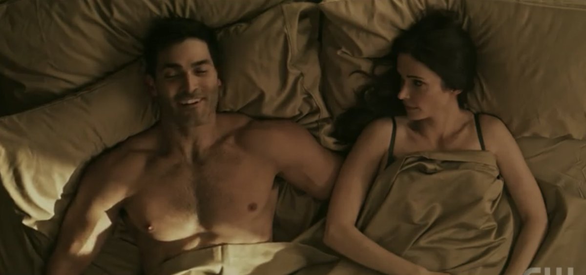 updatesofth's tweet image. THEM ❤️ #SupermanAndLois