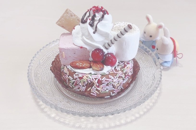 Daifukuchan_795's tweet image. きょうからのスタバの新作ちゃん🍒
ドリンクっていうか
今回はフードがかわいい🥳🧁🧇

ミックスパフェケーキは朝ごはんに
ワッフルサンドはお昼ごはんに
いただきます🤤♡

#スターバックスコーラフラペチーノ
#starbacks