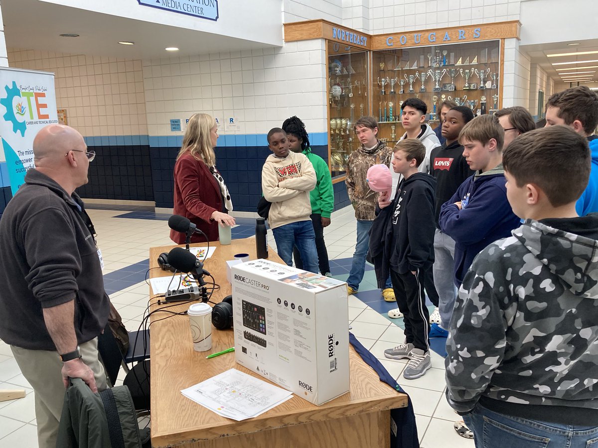 Lisa Spencer tweet media