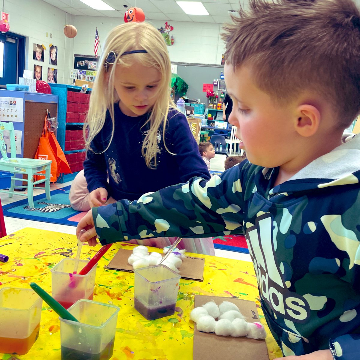 DanzDucks's tweet photo. Students absolutely loved creating their initials with cotton balls, eyedroppers, and some water color. It was great fine motor fun! #perfectlyimperfectpreschool #wearemillpond #ballstudy https://t.co/RiHXZYqxWz