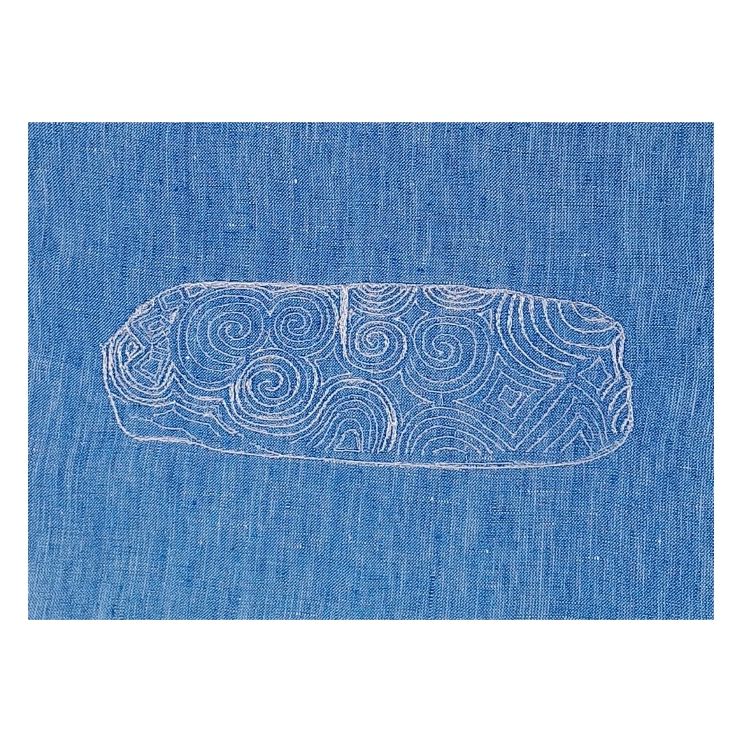mharrtextiles's tweet photo. NEWGRANGE ENTRANCE STONE ON IRISH LINEN

#newgrangeentrancestone #newgrange #madeintheboynevalley https://t.co/ny7UZIZFIL