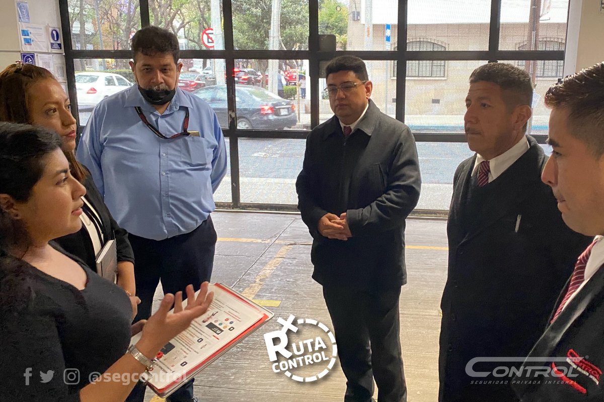 segcontrol's tweet photo. Con la #RutaControl de hoy visitamos a nuestros colaboradores operativos en la zona de Polanco CDMX para conversar con ellos, brindarles información importante para nuestra empresa y atenderlos, pues son ellos lo más importante para seguir brindando un servicio de calidad. https://t.co/3niyXrQKCK
