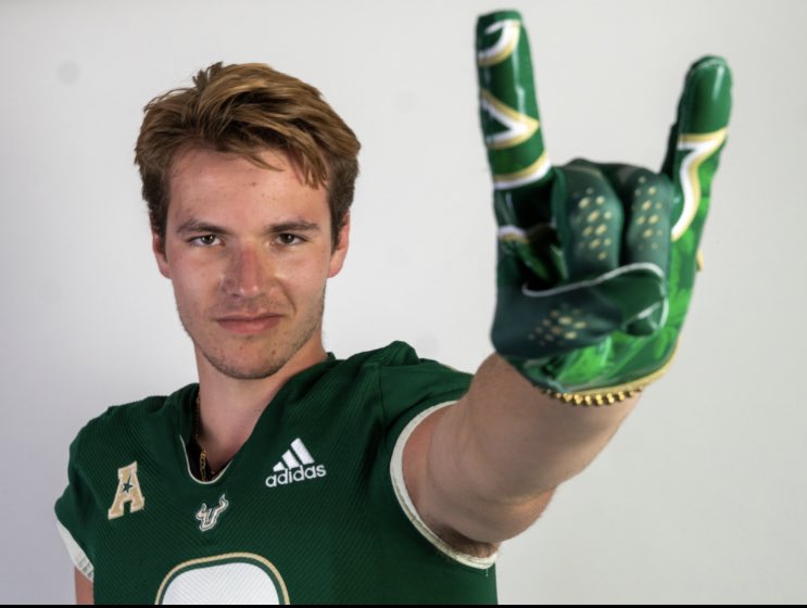 SullinsSpencer's tweet photo. I had a great time last week @USFFootball Thanks to @HKA_Tanalski and @CoachMajewski for setting this up. @ChadCreamer21  #GoBulls https://t.co/womoc5n0ZN