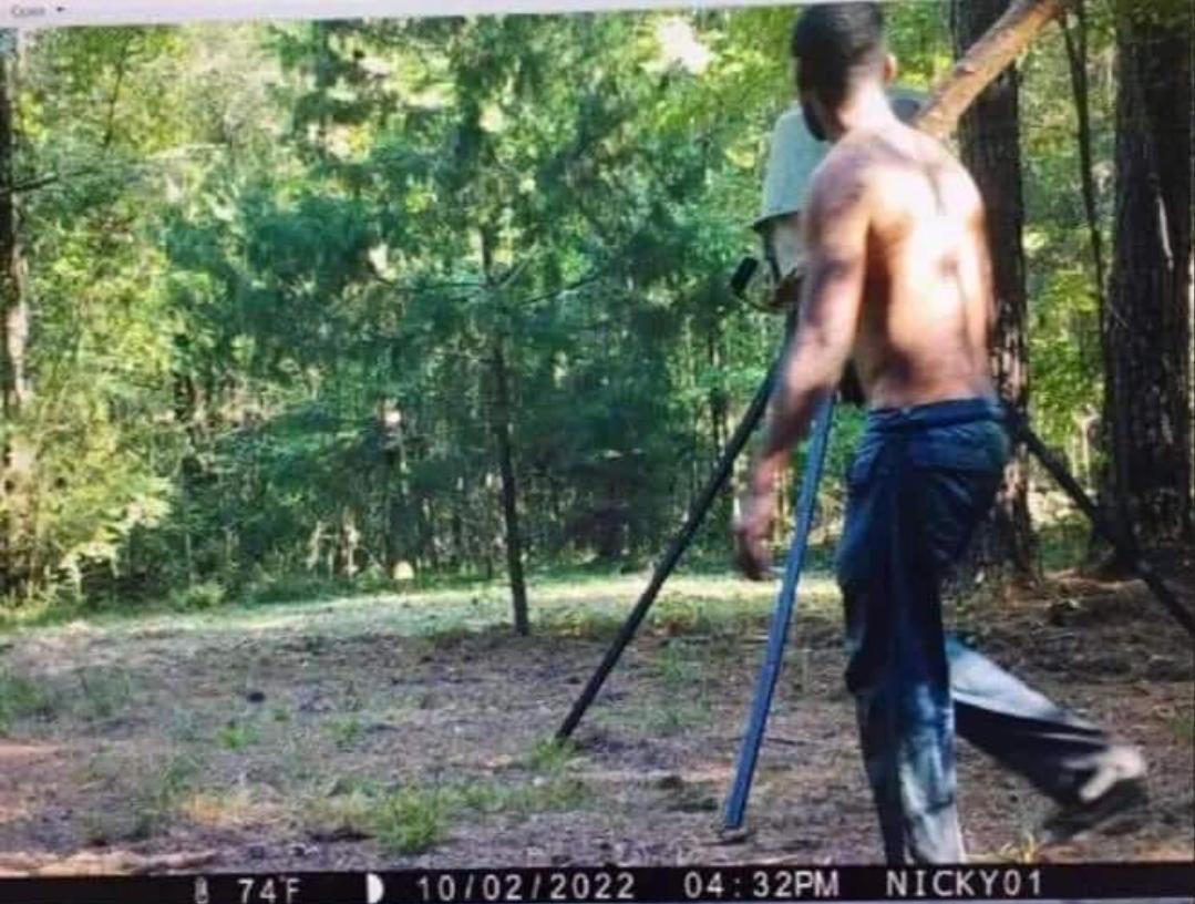 Emart92's tweet photo. @iamcardib Thus is Rasheem on a trail cam picture running for his life while being chased though an unknown wooded area. But Taylorsville sheriff department say they see no foul play. #RasheemCarter https://t.co/pLaysLrsdS