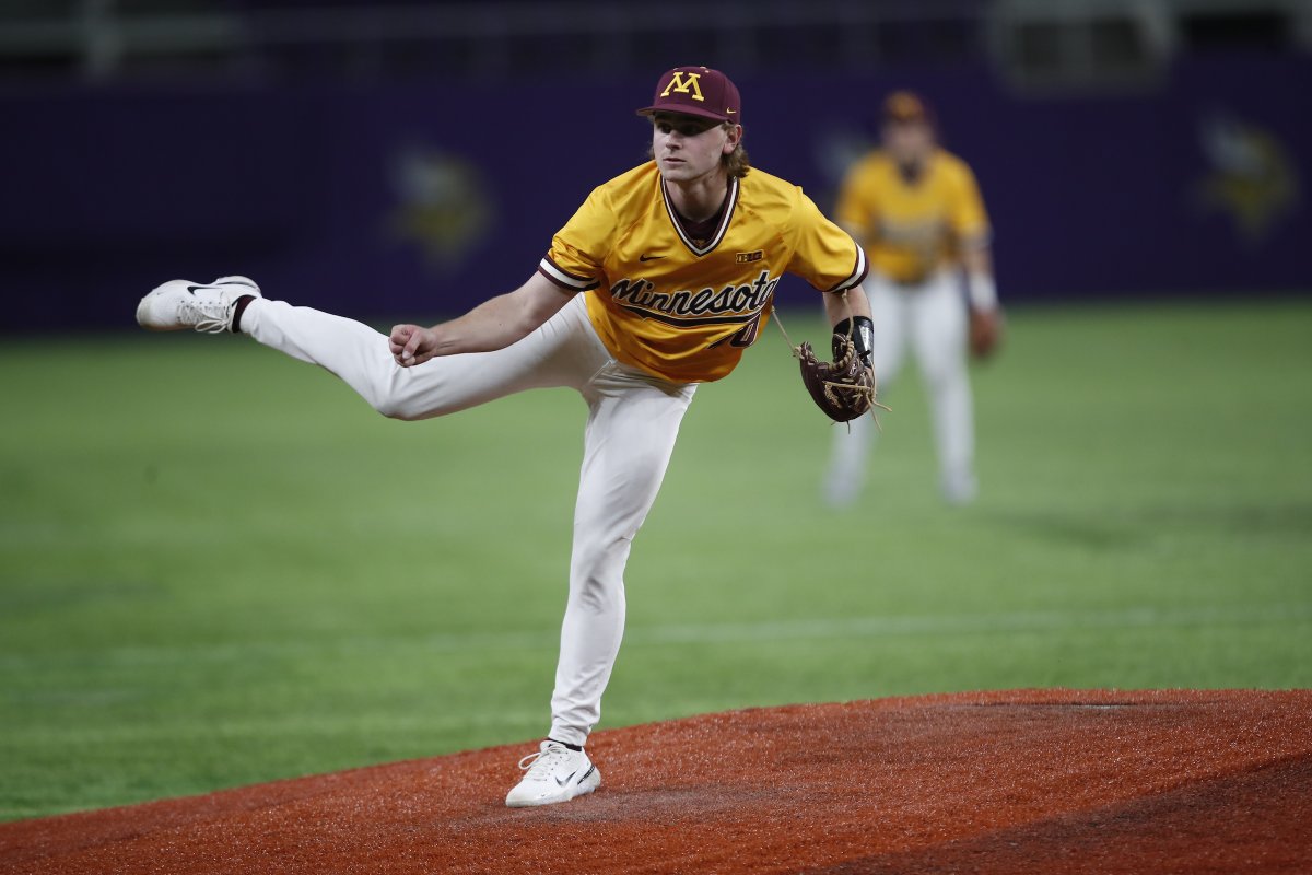 GopherBaseball's tweet photo. .@BenShep36 with another rock solid performance on the mound tonight 👊

6.0 IP
5 H
5 K
1 R
1 ER

#Gophers lead 2-1 heading into the bottom of the sixth. https://t.co/4ZcIYe4Un6