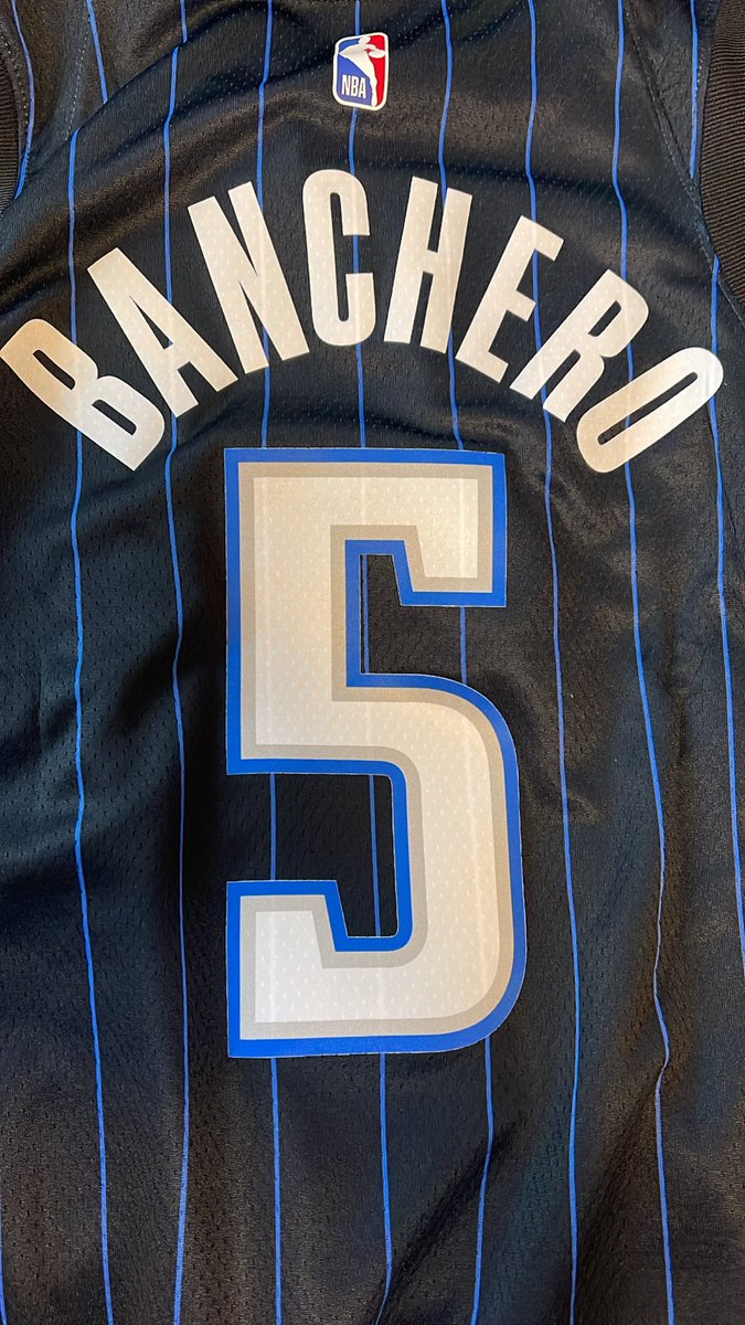 OnePrince93's tweet photo. Not a Sonics jersey. But, It’s one of our Own’s (The First Seattle Born Player in Seattle Sports History to be Drafted Number One overall in any of the 5 Major League Sports League’s) jersey. @Pp_doesit 

#SeattleBasketball #MadeInSeattle https://t.co/SqMWKc5wjO
