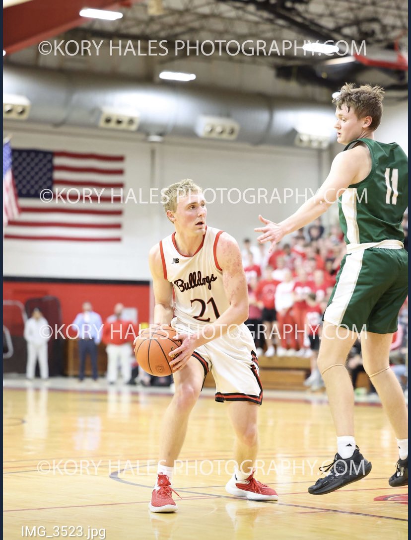 We had 4 members of our second place Bulldogs on this year’s MRVC West all conference teams!

Congratulations…
Jackson Murry-1st Team
Zack Miller-2nd Team
Stryder Sumy-2nd Team
Jonah Metzdorf-Honorable Mention