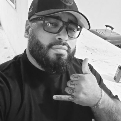 Fresh8Mike's tweet photo. #NewProfilePic https://t.co/lvygwyaA4e