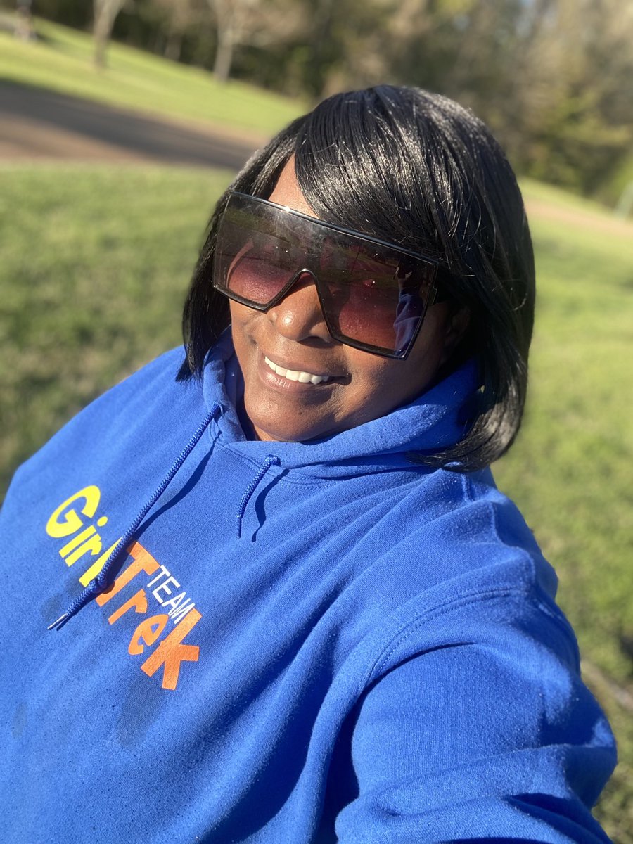 berryk1988's tweet photo. Taking advantage of these beautiful evenings; enjoying the outdoors and God’s creation 🌺 . #GirlTtek💙#4Dark30🥰 #ConsistencyIsKey💪🏾 @GirlTrek https://t.co/wxrO5LCeQW