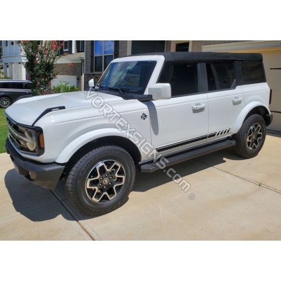 VortexSigns's tweet photo. Ford Bronco side stripes
https://t.co/3MQfiUElmZ

#vortexsigns #vortexdecals #broncographics #broncodecals #broncoaccesories  #bronco6g #fullsizebronco #bronco6g #fordbronco #newfordbronco #bronco #newbronco #fordbroncos #thebronconation #2023bronco #builtwild #2023fordbronco https://t.co/nMQ30rXTJm