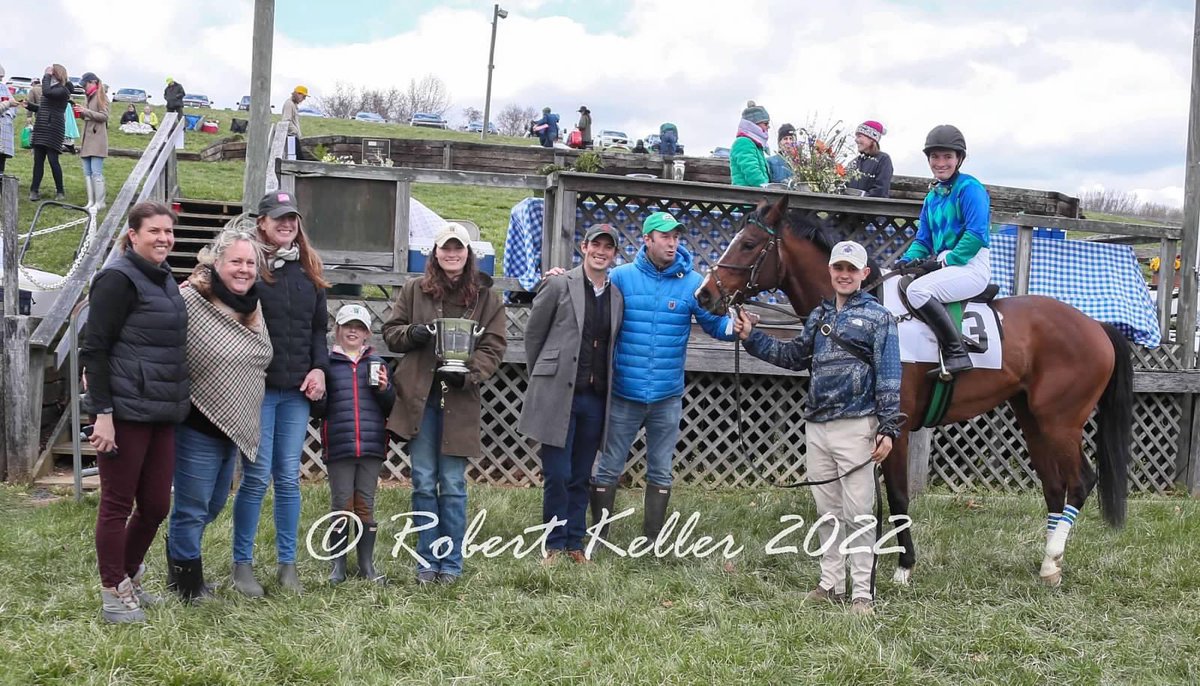 AshwellStable's tweet photo. FAST VISION (FR) &amp; Virginia Korrell take on the P2P Circuit once again, at the Warrenton P2P this weekend! Will we be as successful as last year at GSVH P2P last Spring 🤔☝️ #LFS #youngracing #FASTVISION #apprenticeriders #horsefirst #gopointing @LeslieYoung1 @horrocksn https://t.co/SxzpLSDUOS