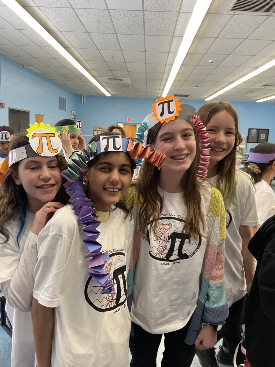 Deb58201864's tweet photo. We had the best Pi Day! Thank you to everyone for all of their hard work to make 3.14 🥧 amazing! Thank you to @FlandersPTAnj for all of your support! https://t.co/3JfDc09FfE