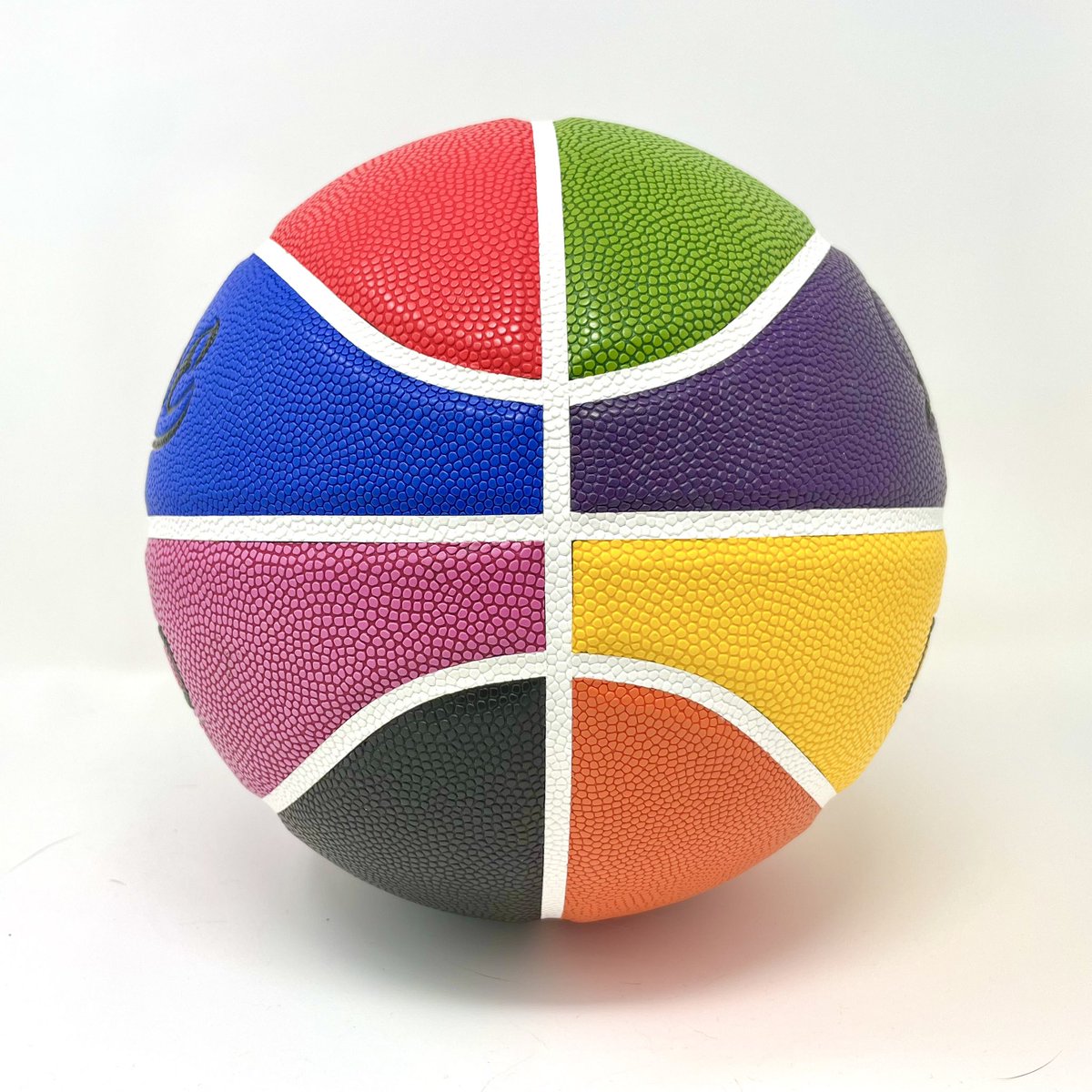 dimesportsco's tweet photo. Outdoor Balls BACK IN STOCK!! Plus New Colorway And Sizes. Gettem While You Can! #ballislife #basketball https://t.co/3RzHXMcgbF
