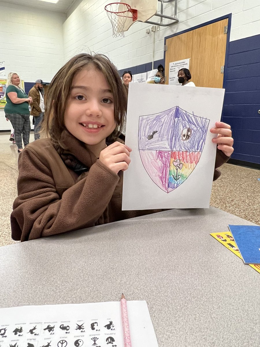 MsSlaughterBAES's tweet photo. Global Night was so much fun! Students got to create family crests! #BAESShines https://t.co/WGWdzkzCUB