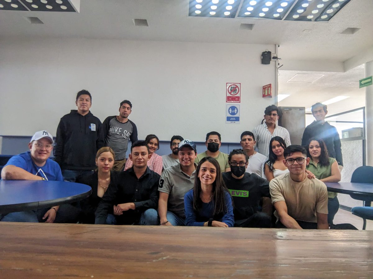 somoselcambio__'s tweet photo. Esta semana impartimos un taller de Somos el Cambio para estudiantes egresados de la @UNAM_MX ¡Estamos muy contentos de poder seguir trabajando con líderes increíbles! 💗💛💚💙
#SomosElCambio #Siente #Imagina #Haz #Comparte #CreemosParaCrear #México #ONG #YoAmoSEC #UNAM https://t.co/Zxra54bthf