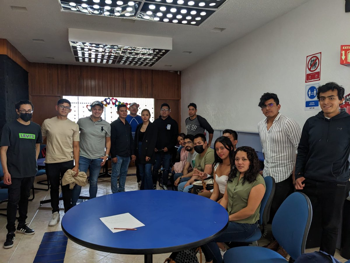 somoselcambio__'s tweet photo. Esta semana impartimos un taller de Somos el Cambio para estudiantes egresados de la @UNAM_MX ¡Estamos muy contentos de poder seguir trabajando con líderes increíbles! 💗💛💚💙
#SomosElCambio #Siente #Imagina #Haz #Comparte #CreemosParaCrear #México #ONG #YoAmoSEC #UNAM https://t.co/Zxra54bthf